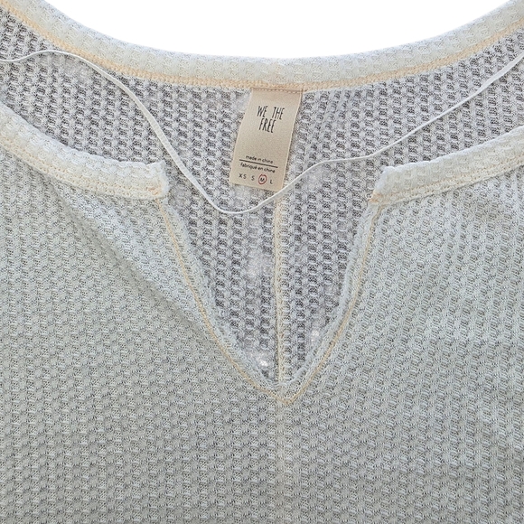 Free People We The Free Oversized Ivory Waffle Knit V-neck Bell Sleeve Top M NWT - Picture 2 of 10